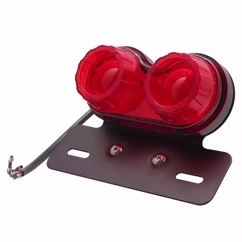 motorcycle-led-tail-light-with-turn-signal-and-license-plate-bracket-05 Motorcycle LED Tail Light with Turn Signal and License Plate Bracket